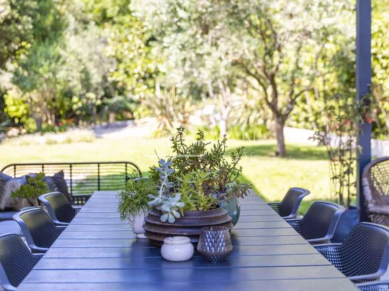 House Valbonne - 263m²