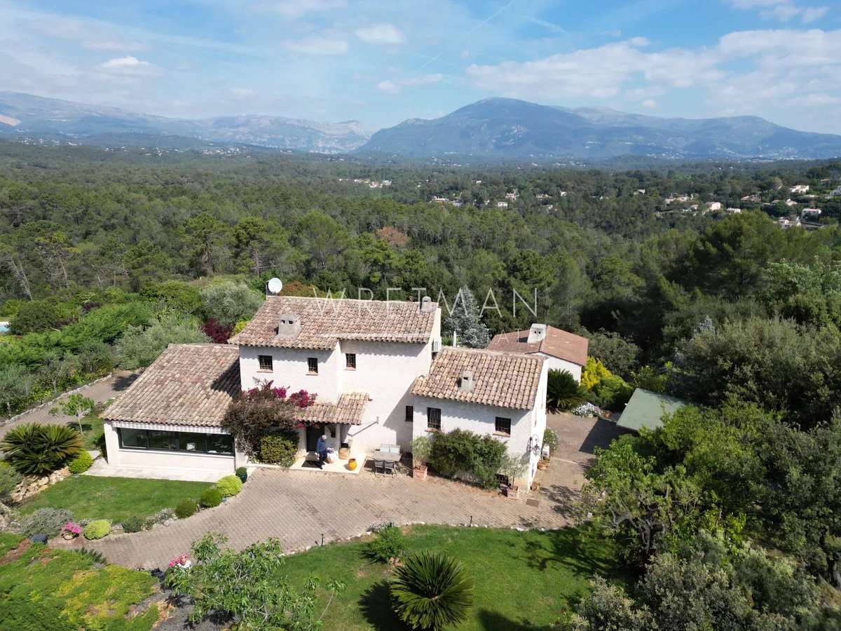 House Valbonne