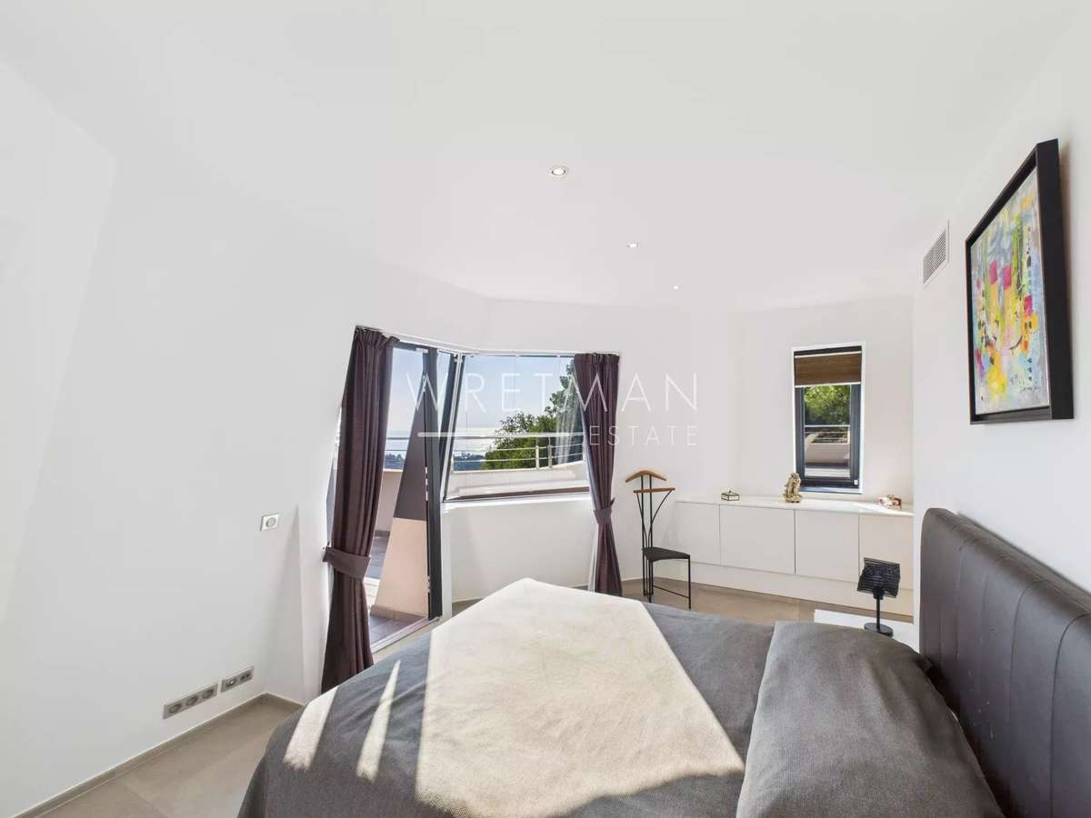 House Menton
