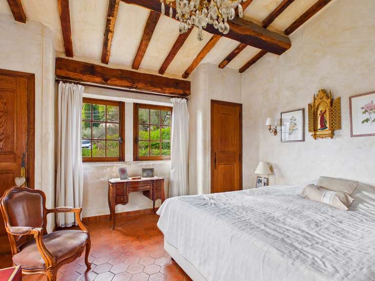 Maison Le Broc - 5 chambres - 240m²