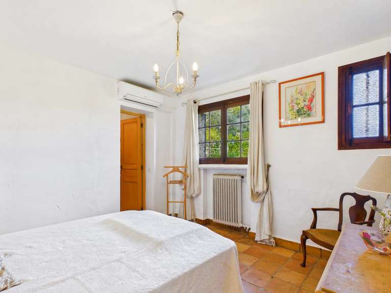 Maison Le Broc - 5 chambres - 240m²