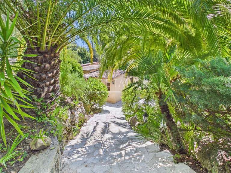 House Tourrettes-sur-Loup - 2 bedrooms - 150m²