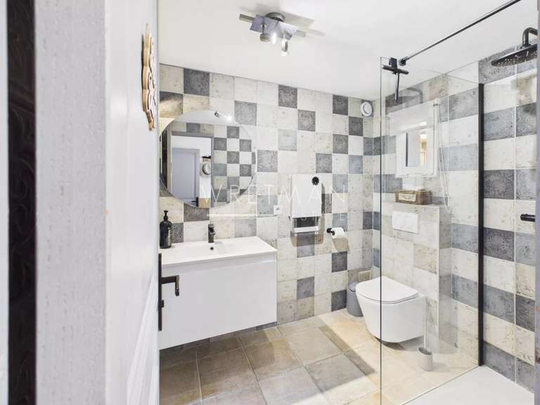 House Tourrettes-sur-Loup - 4 bedrooms - 223m²
