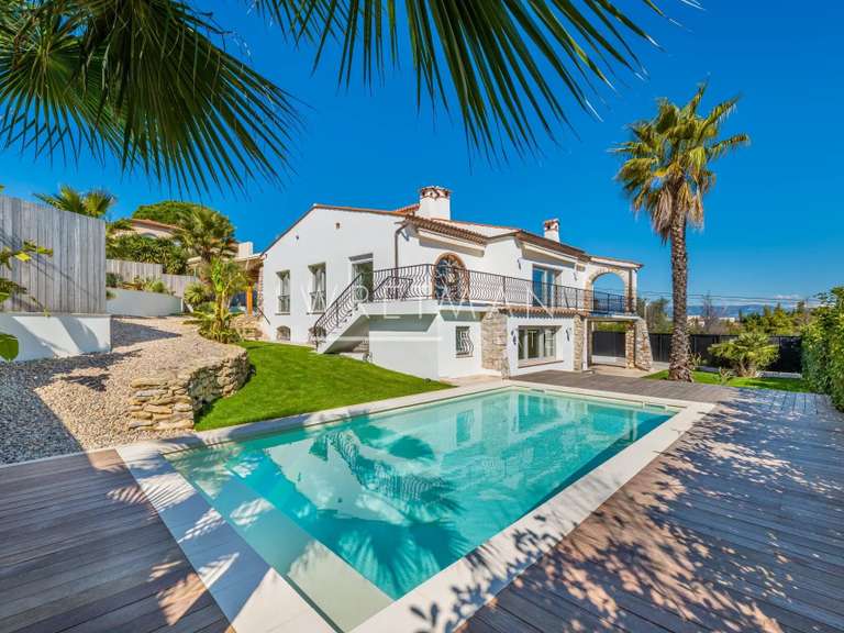 House Antibes - 5 bedrooms - 242m²