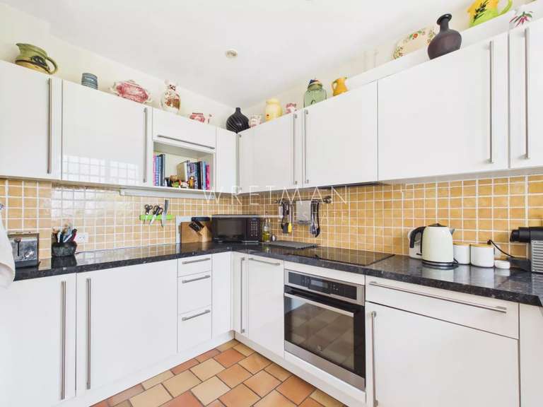 Maison Aups - 4 chambres - 161m²
