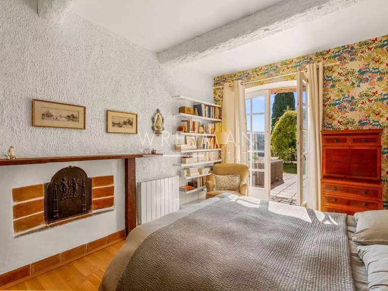 Maison Le Cannet-des-Maures - 7 chambres - 360m²