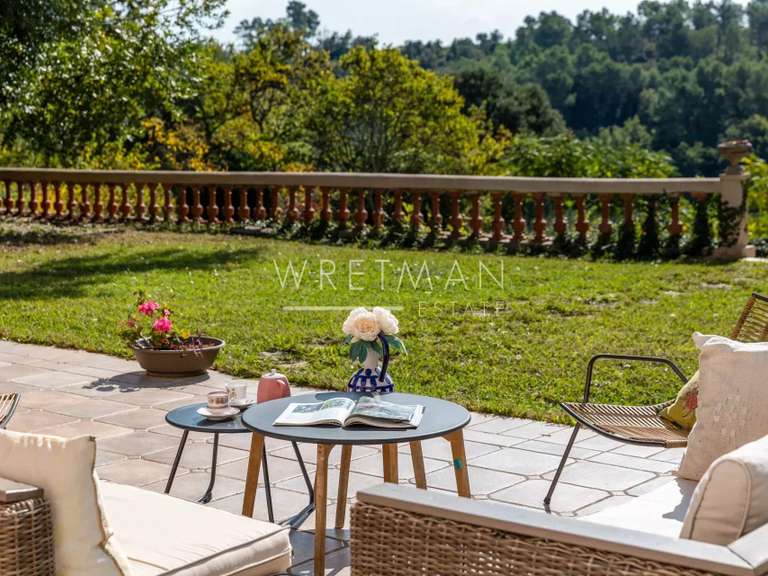 Maison Le Cannet-des-Maures - 7 chambres - 360m²