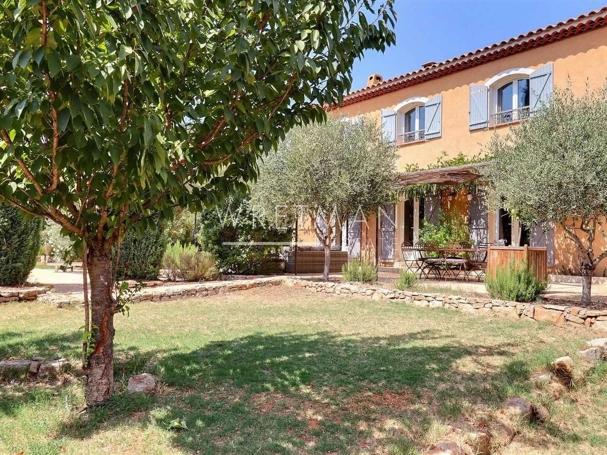 Maison Carcès