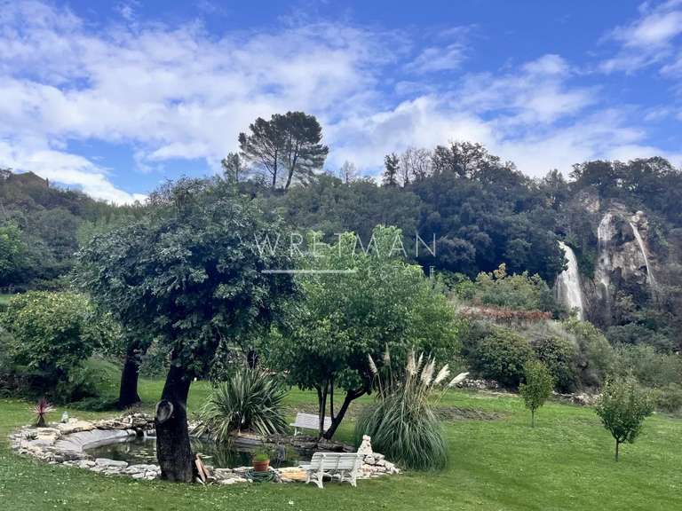 Maison Cotignac - 4 chambres - 187m²