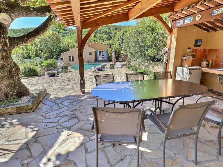Maison Cotignac - 4 chambres - 187m²