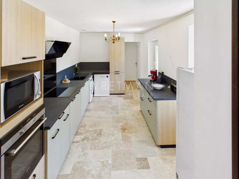 House Draguignan - 6 bedrooms - 266m²