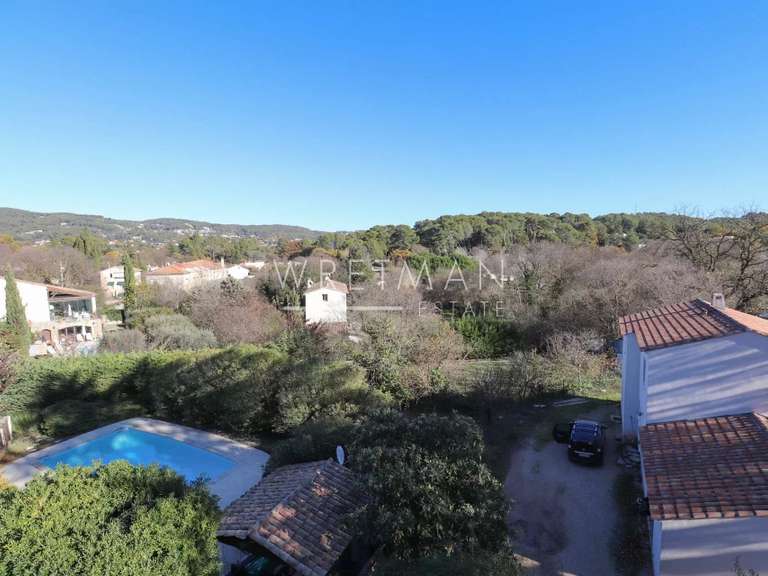 House Draguignan - 3 bedrooms - 180m²