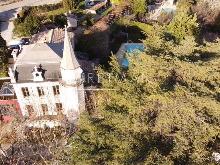 House Draguignan - 3 bedrooms - 180m²