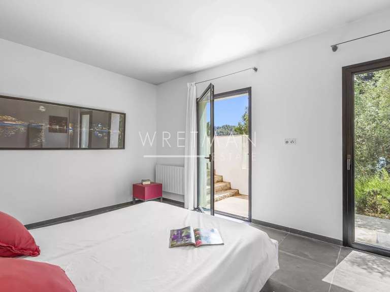 House Lorgues - 5 bedrooms - 204m²