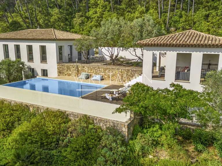 House Lorgues - 5 bedrooms - 204m²