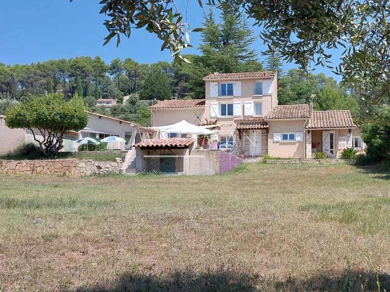 House Lorgues - 4 bedrooms - 150m²