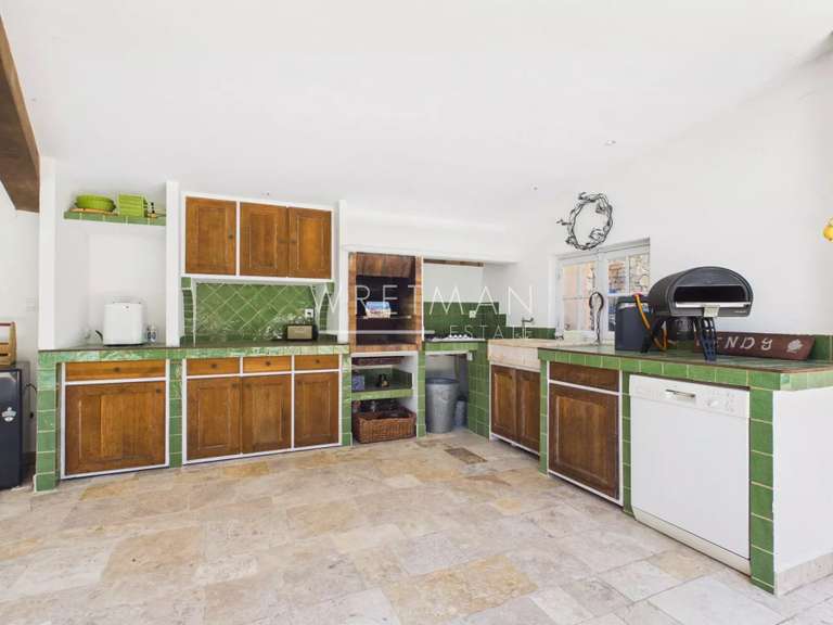 House Lorgues - 4 bedrooms - 189m²