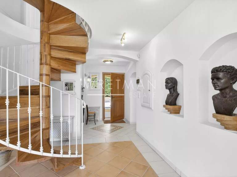 Maison Saint-Raphaël - 5 chambres - 275m²