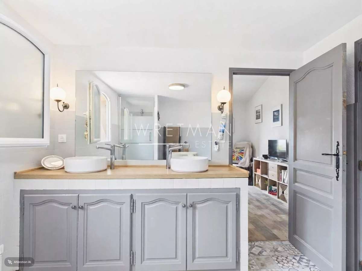 Maison Tourtour