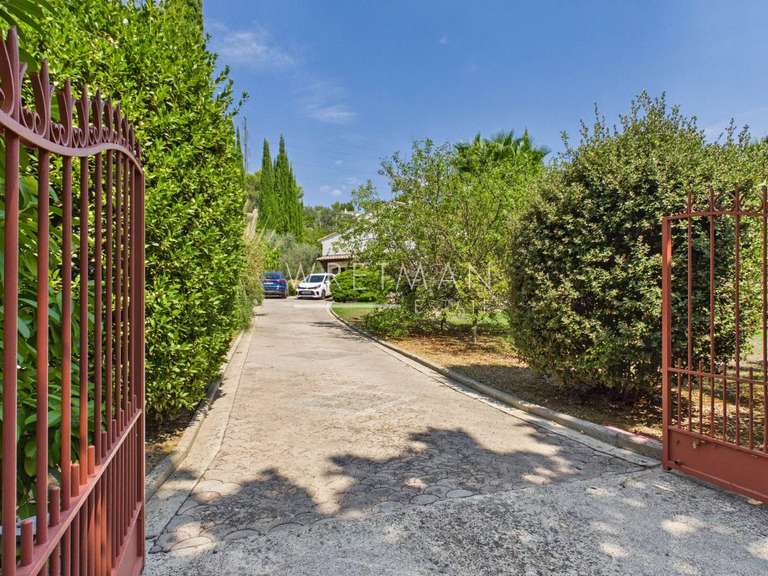 Maison Trans-en-Provence - 3 chambres - 166m²