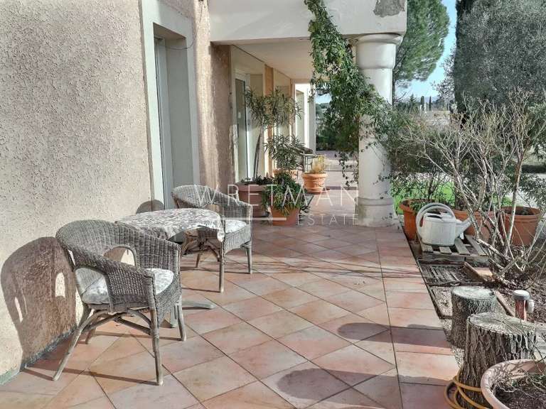 Maison Vidauban - 14 chambres - 560m²