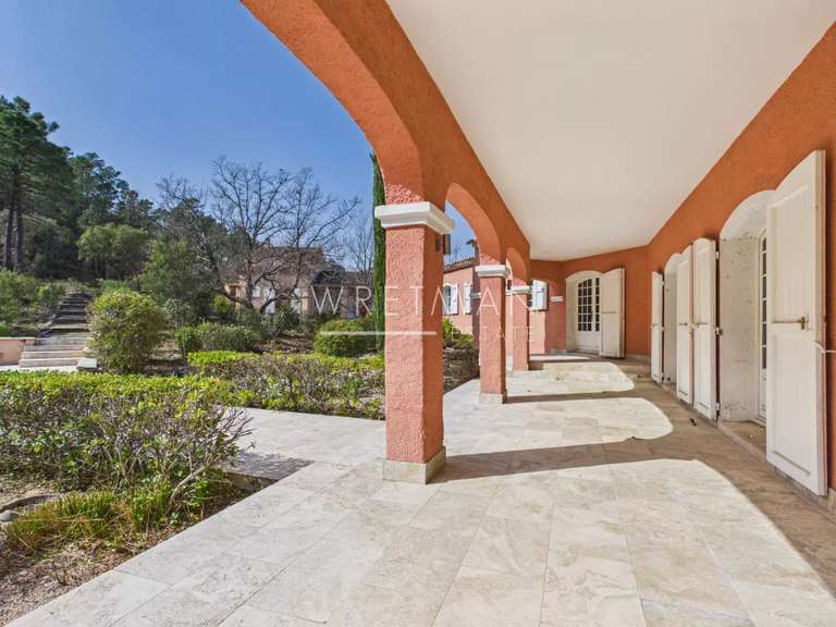 Maison Vidauban - 7 chambres - 366m²