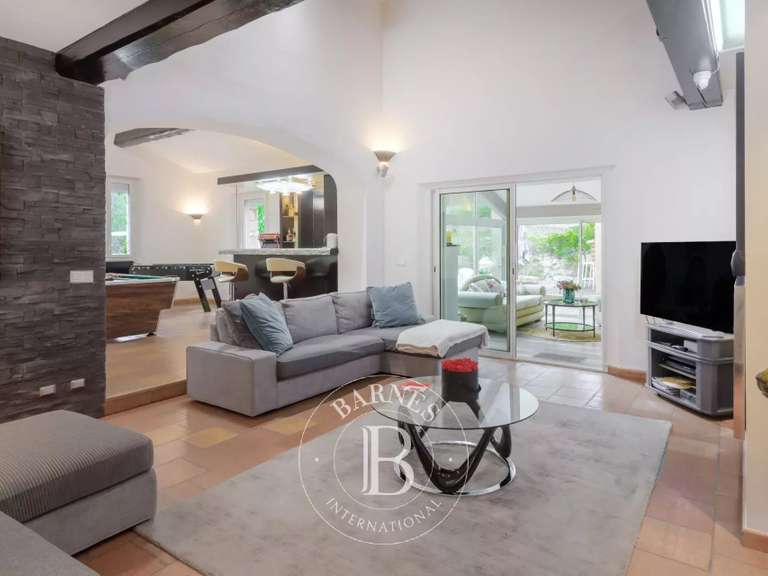Maison Auriol - 5 chambres - 300m²