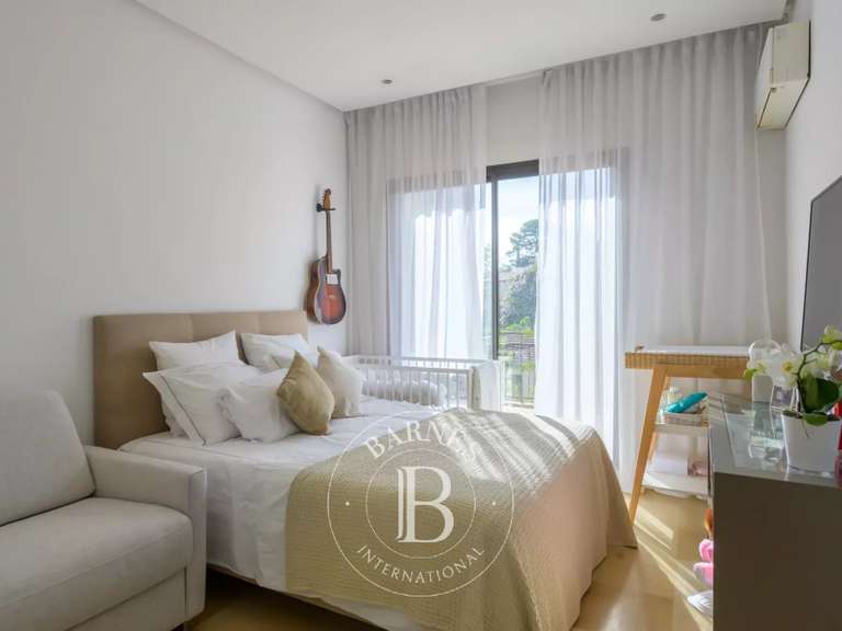 Maison Marseille 8e - 4 chambres - 244m²