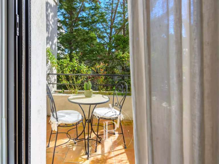 Maison Marseille 8e - 4 chambres - 244m²
