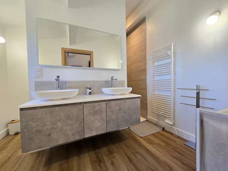Maison Saint-Raphaël - 4 chambres - 207m²