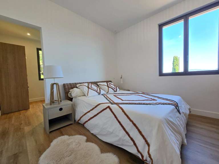 Maison Saint-Raphaël - 4 chambres - 207m²