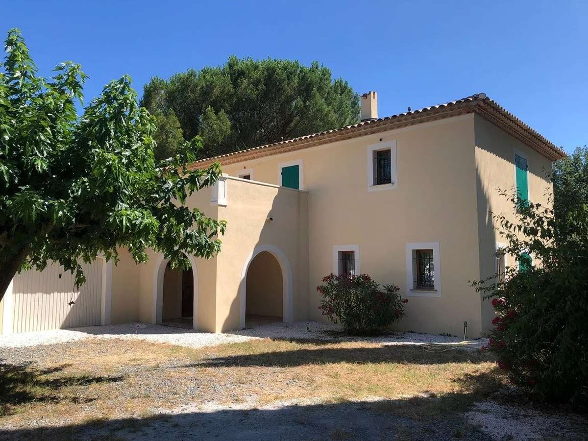 Maison Bagnols-en-Forêt