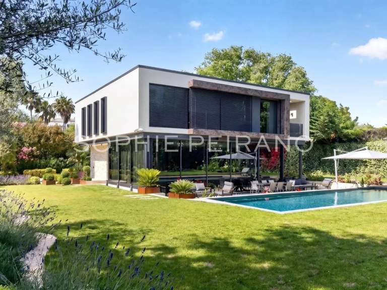 House Cap-d-antibes - 6 bedrooms - 403m²