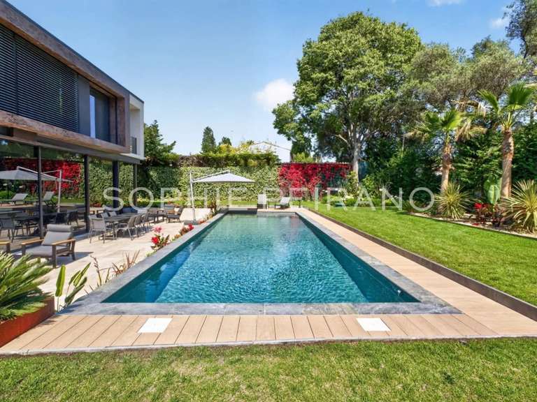 House Cap-d-antibes - 6 bedrooms - 403m²
