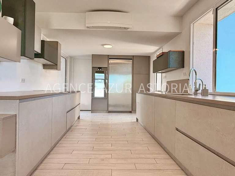 Maison Les issambres - 5 chambres - 210m²