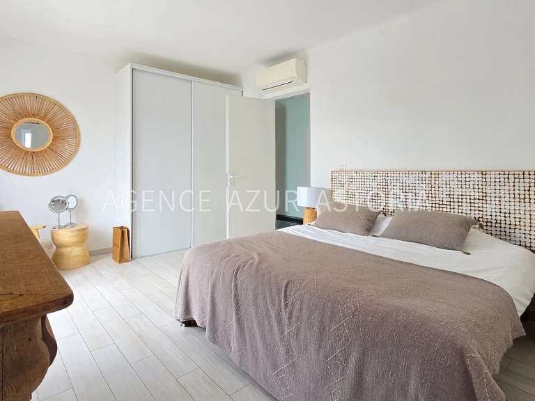 Maison Les issambres - 5 chambres - 210m²