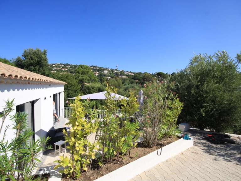 House Les issambres - 4 bedrooms - 145m²
