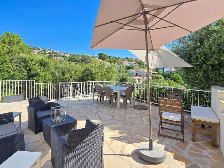 House Les issambres - 4 bedrooms - 145m²