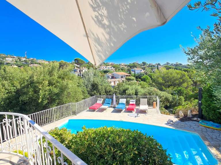 House Les issambres - 4 bedrooms - 145m²