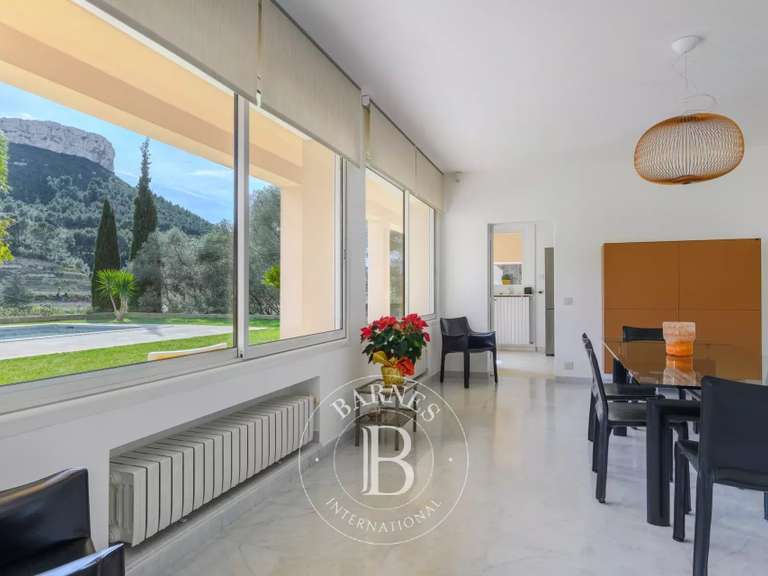 Maison Cassis - 3 chambres - 250m²