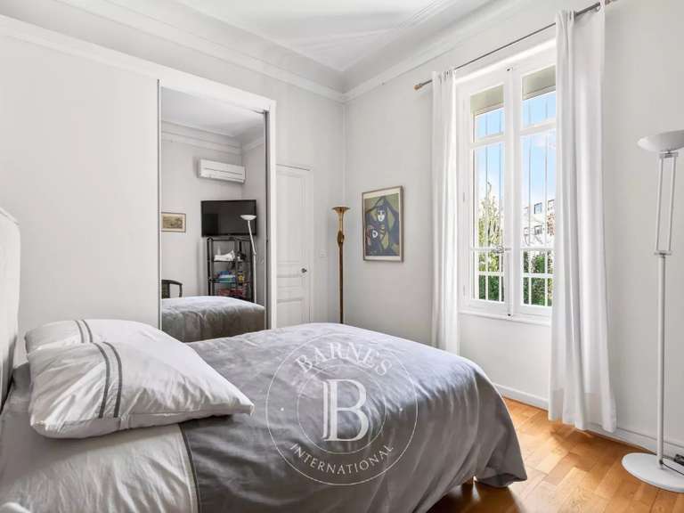 Maison Marseille 8e - 4 chambres - 293m²
