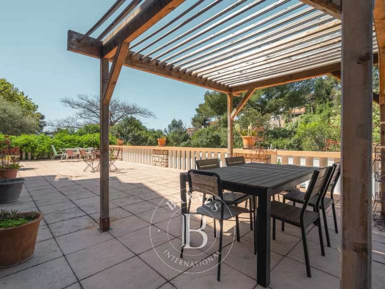 Maison Cassis - 3 chambres - 216m²