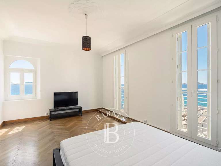 Maison Marseille 7e - 4 chambres - 181m²