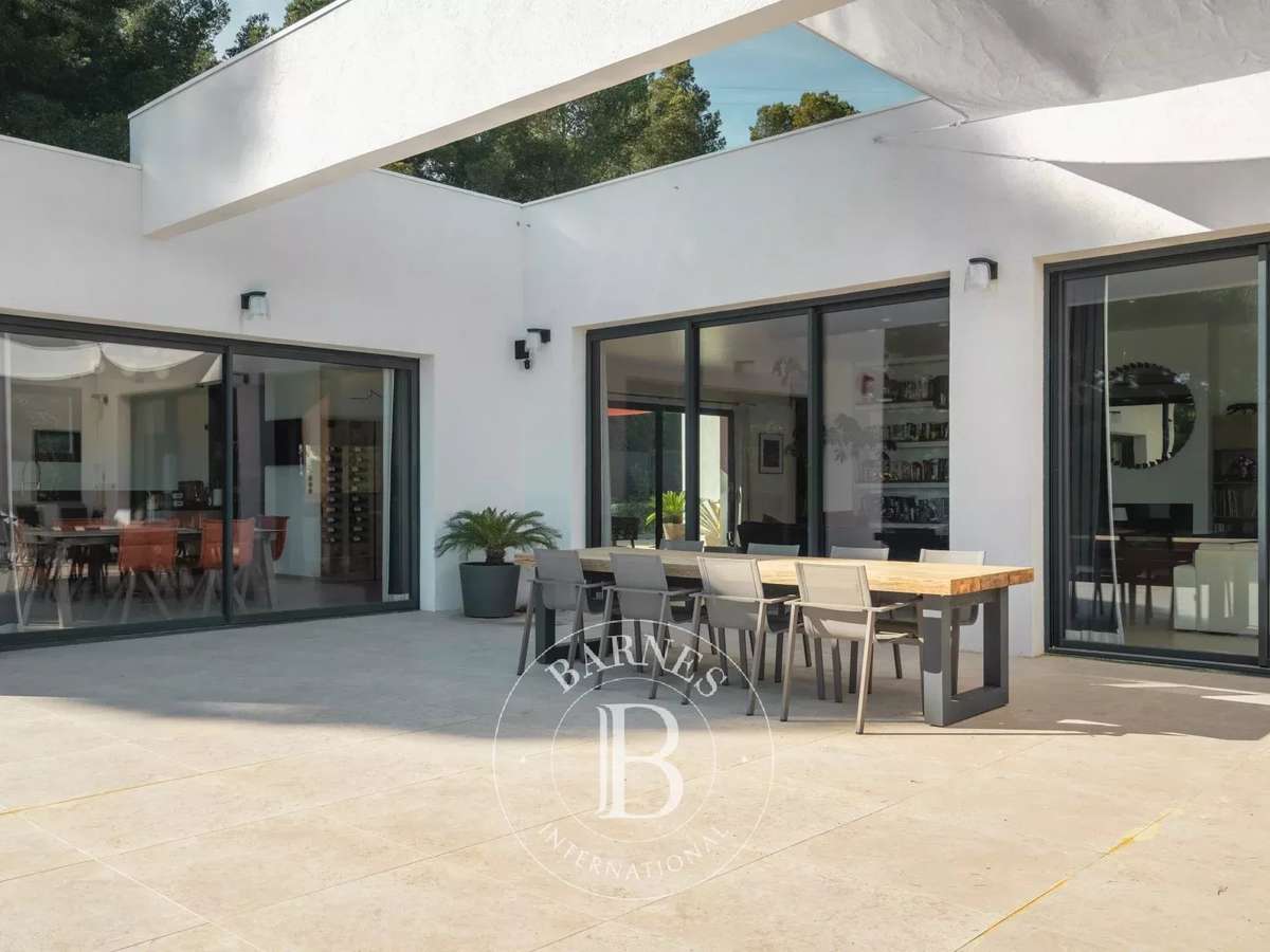 House Ceyreste