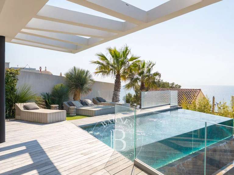 Maison Marseille 7e - 5 chambres - 320m²
