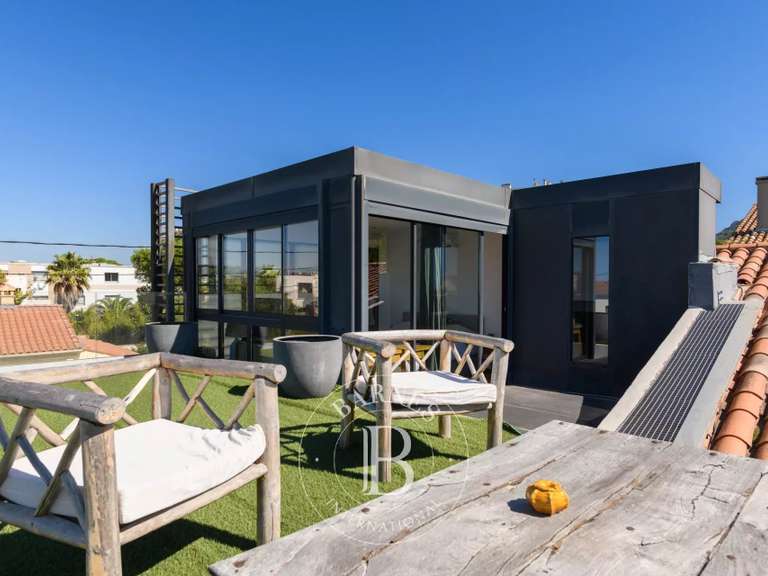 House Marseille 8e - 4 bedrooms - 240m²