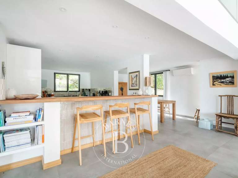 Maison Cassis - 3 chambres - 211m²
