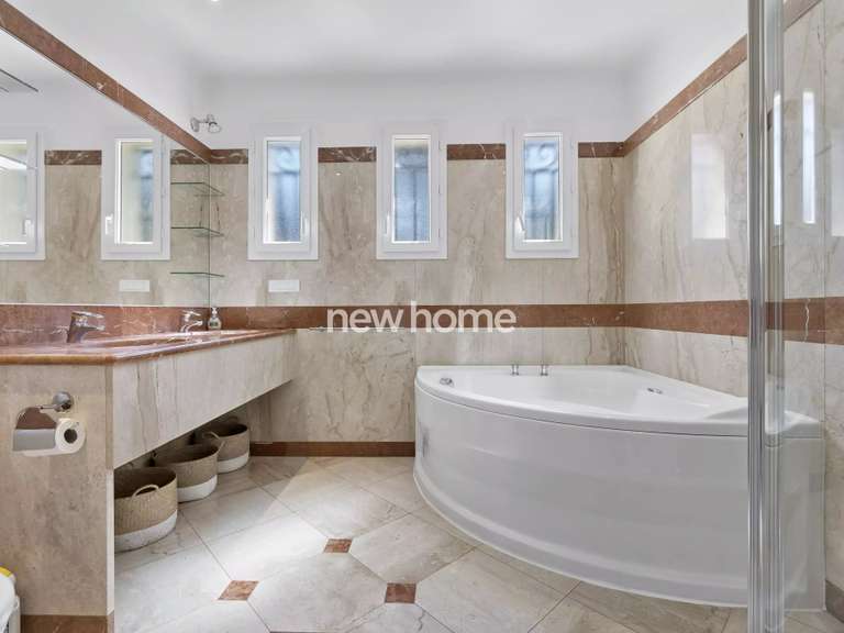 House Sainte-Maxime - 5 bedrooms - 220m²