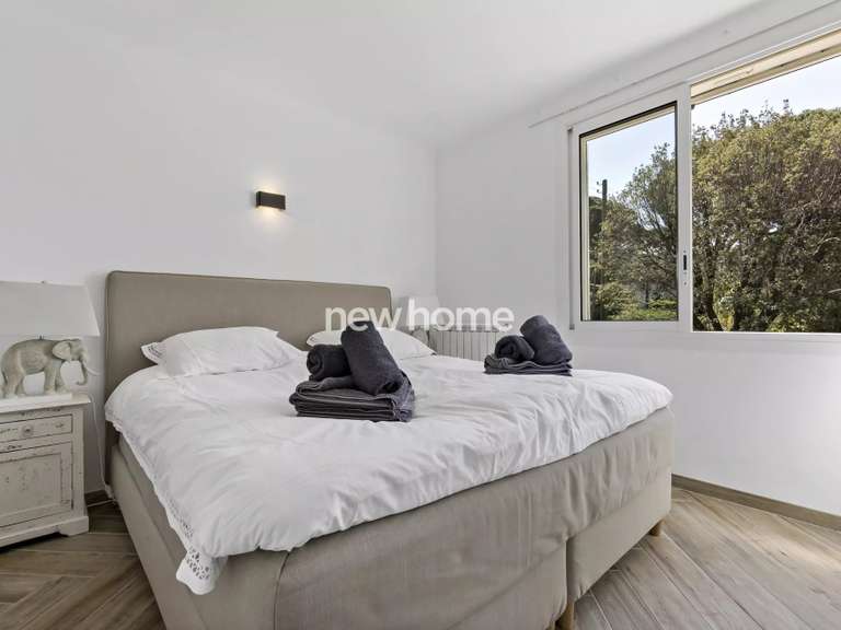 Maison Sainte-Maxime - 5 chambres - 220m²