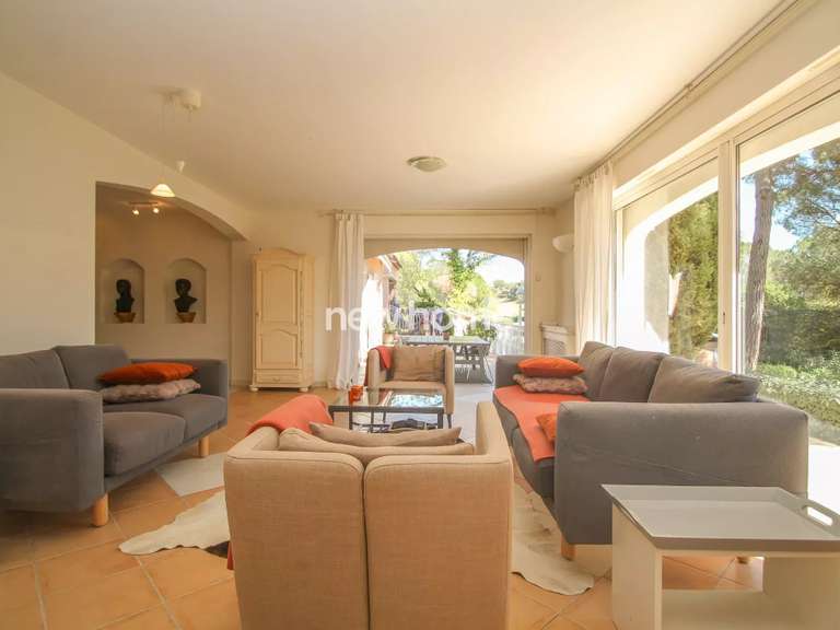 Maison Saint-Raphaël - 5 chambres - 275m²